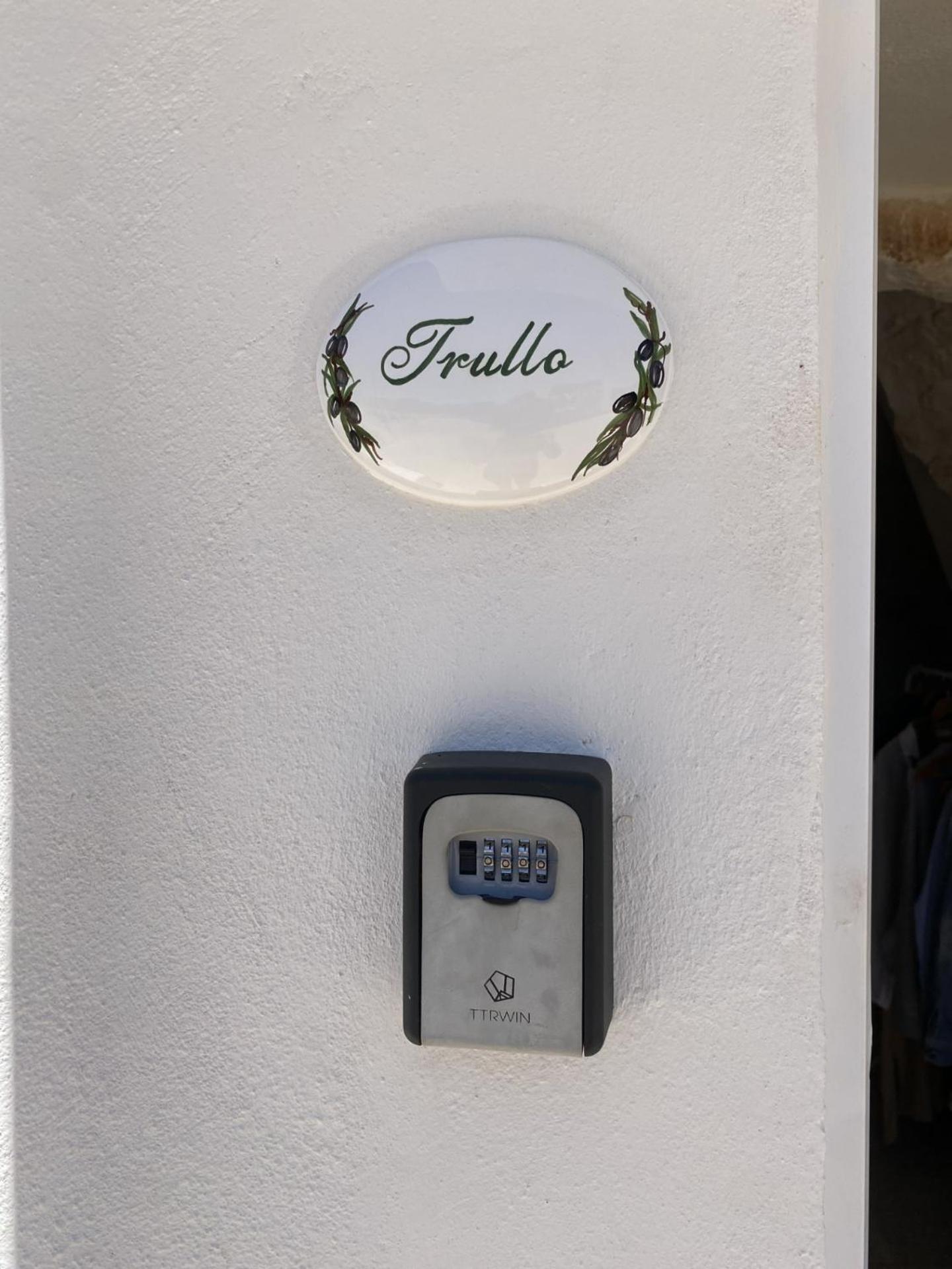 Trullo Moi Hotel Ostuni Bagian luar foto