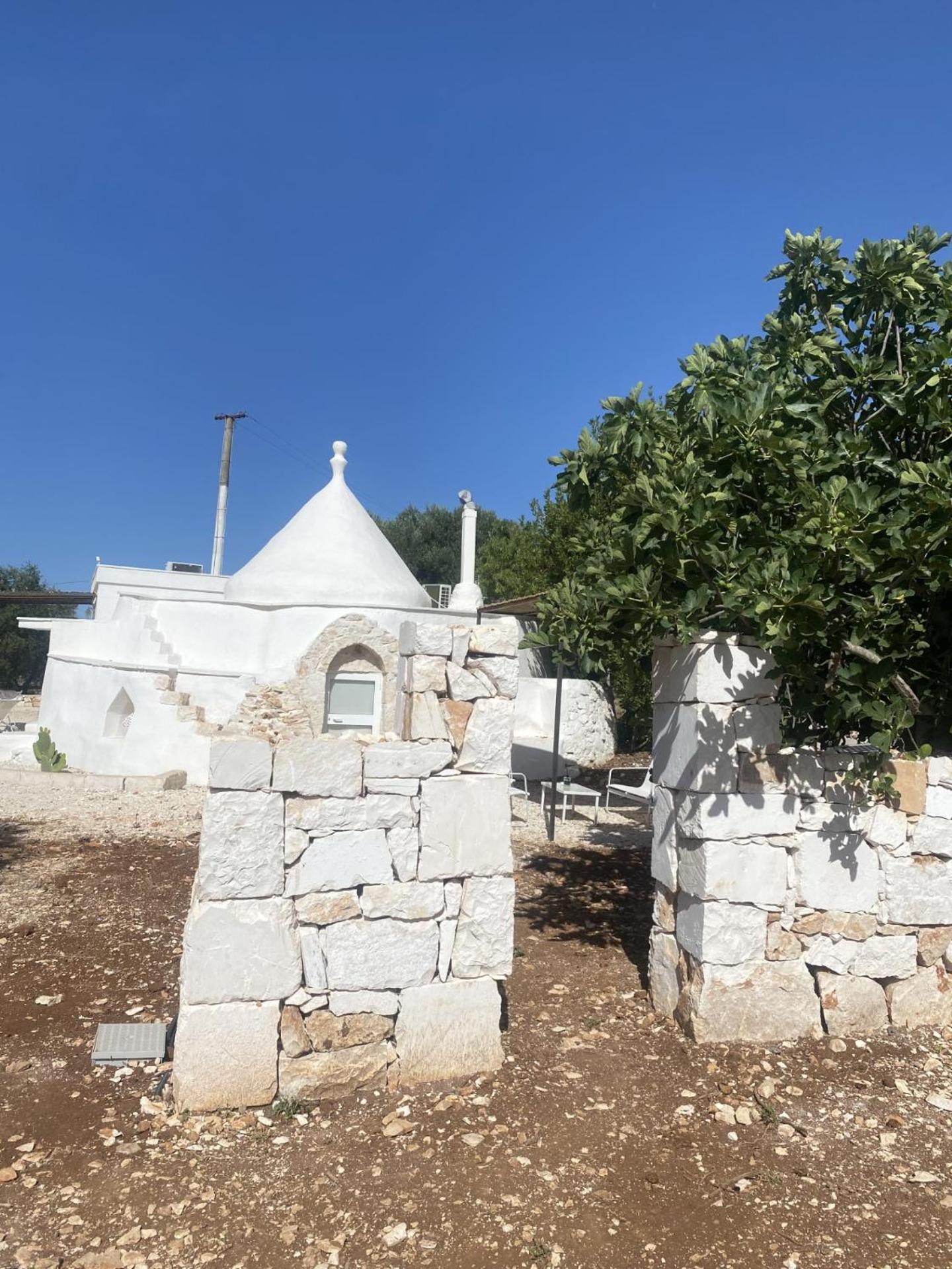 Trullo Moi Hotel Ostuni Bagian luar foto